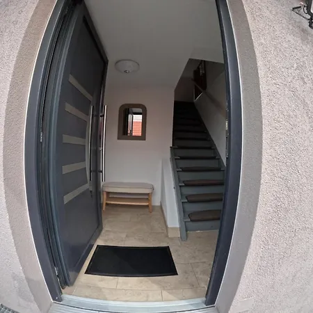 Kristinee Haus *